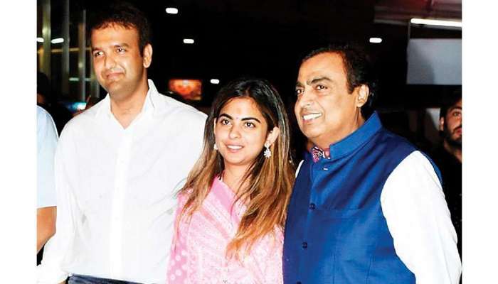 Isha Ambani:મુકેશ અંબાણી બન્યા નાના, પુત્રી ઈશા અંબાણીએ આપ્યો જુડવા બાળકોને જન્મ