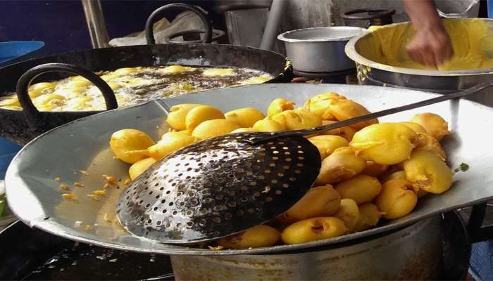 Unhealthy Oils: ફટાફટ ભોજનમાંથી દૂર કરો આ તેલ, નહિ તો તમારું વજન વધારશે