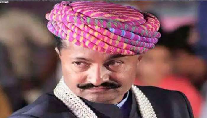 રીબડા ખાતે મહા સંમેલનમાં જયરાજસિંહ જાડેજા આકરા પાણીએ! કહ્યું; રિબડાની આઝાદીની તારીખ લખી લેજો, 22 ડીસેમ્બર, 2022...'