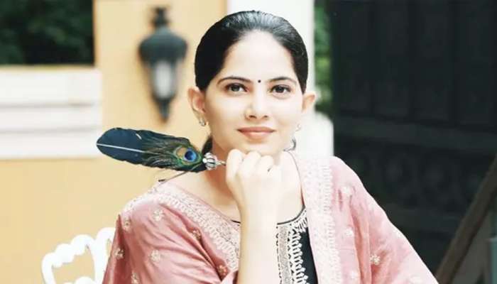 Jaya Kishori : જાણો એક કથા માટે જયા કિશોરી કેટલો કરે છે ચાર્જ ? કુલ આવક જાણીને ઉડી જશે હોશ