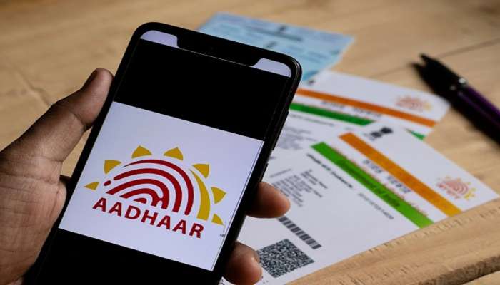 UIDAI:પહેલાંથી વધારે સુરક્ષિત થયું તમારું આધાર કાર્ડ, કોઈ મિસયૂઝ કરે તો મળશે માહિતી