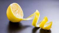 Lemon Peels: લીંબુની છાલને નકામી સમજીને બગાડો નહીં, ફાયદા જાણી રહી જશો દંગ