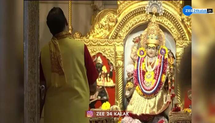 ચૈત્ર નવરાત્રીના પાંચમા દિવસે દિલ્લીના ઝંડેવાલનના મંદિરમાં સવારની આરતી, કરો દર્શન