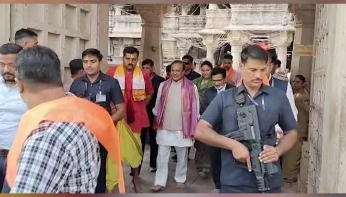 આસામના CM હેમંત બિસ્વા પત્ની સાથે દ્વારકાધીશના શરણે