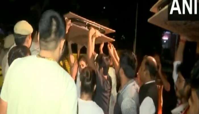 Wrestlers Protest: દિલ્હીના જંતર મંતર પર પ્રદર્શનકારી રેસલર્સ અને દિલ્હી પોલીસ વચ્ચે બબાલ