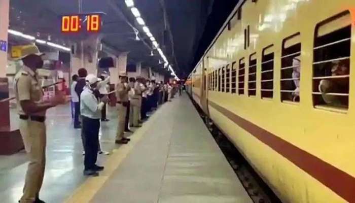 Train Status: તમારી ટ્રેન સમયસર છે કે પછી છે લેટ... આ 4 રીતે ઘર બેઠા જાણો ટ્રેનનું રનિંગ સ્ટેટસ