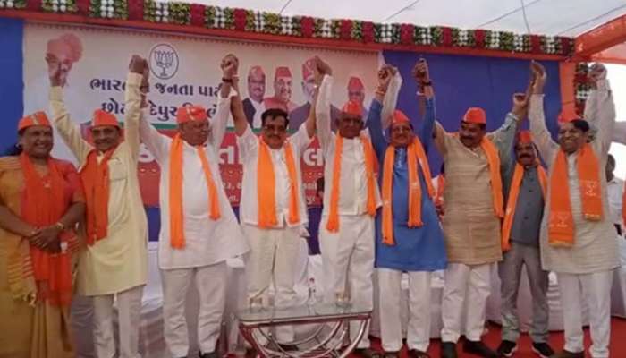 કોંગ્રેસને ફરી ઝટકો! સંખેડાના પૂર્વ ધારાસભ્ય ફોજ લઈને BJPમાં જોડાયા, પાટીલના હસ્તે કર્યો કેસરિયો