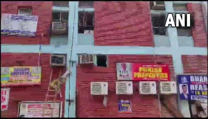 Delhi: મુખરજી નગરના કોચિંગ સેન્ટરમાં આગ લાગી, જીવ બચાવવા સ્ટુડન્ટ્સ બારીમાંથી કૂદ્યા