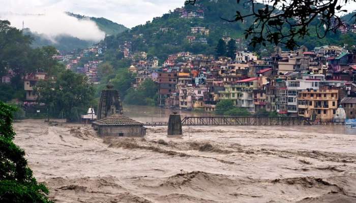 North India Heavy Rain Alert: 25 રાજ્યો માટે ભારે વરસાદની ચેતવણી, અત્યાર સુધીમાં 23 લોકોના મોત, શાળા-કોલેજો બંધ