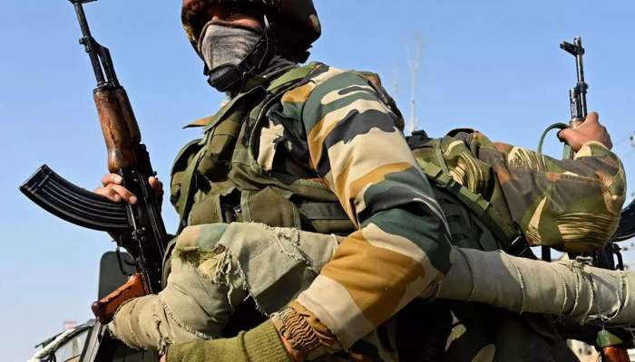 J&K News: પૂંછમાં LOC પર ઘૂસણખોરીનો પ્રયાસ કરનાર 2 આતંકવાદી ઠાર, 24 કલાક એલર્ટ છે સેના