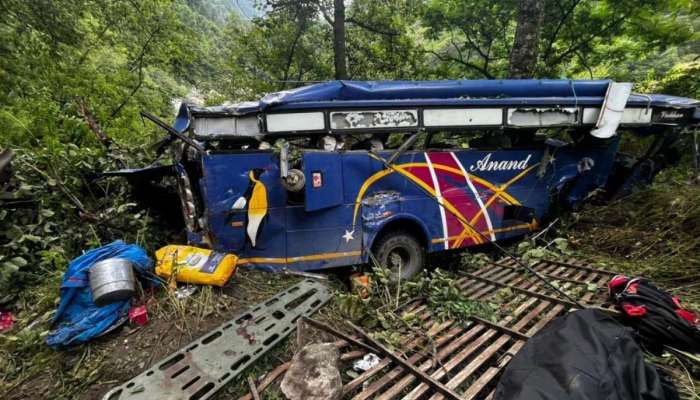 Uttarakhand Bus Accident : ઉત્તરાખંડમાં ગુજરાતીઓને નડ્યો મોટો અકસ્માત: બસ ખીણમાં પડતાં 7 યાત્રાળુઓના મોત, 27 ઘાયલ