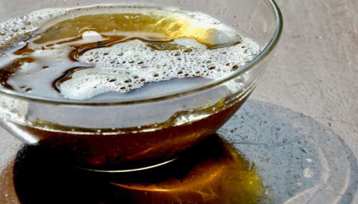 Home Made Hair Oil: માત્ર 3 વસ્તુથી ઘરે તૈયાર કરો મેજિકલ હેર ઓઈલ, વાળ થશે મજબૂત અને લાંબા