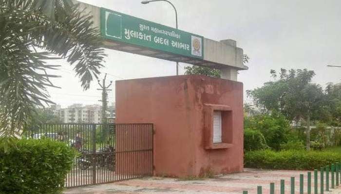 સુરતમાં મનપાના ગાર્ડનમાં લોકોની નહીં અસામાજિક તત્વોની થાય છે જમાવટ, આ સાધનોની થઈ ચુકી છે ચોરી