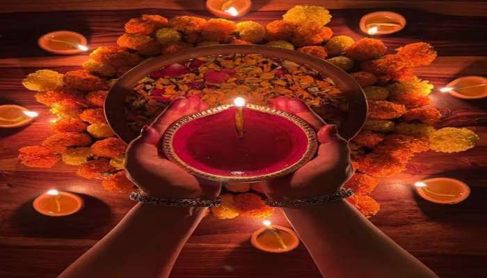Diwali 2023: દિવાળી પર આ જગ્યાએ દિવો પ્રગટાવશો તો ધનથી છલકાશે તિજોરી