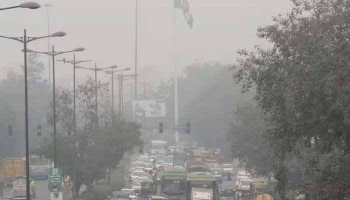 દિલ્હી-NCR માં પ્રદૂષણની સ્થિતિ ગંભીર, GRAP-4 લાગૂ, લાગ્યા આ પ્રતિબંધો