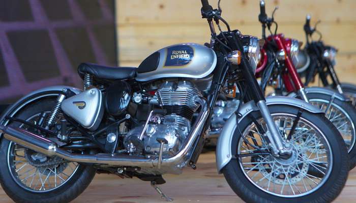 દિવાળી ભેટમાં રોયલ એનફિલ્ડ મળતાં ઉછળી પડ્યા કર્મચારી, જાણો કોને મળ્યો લાભ