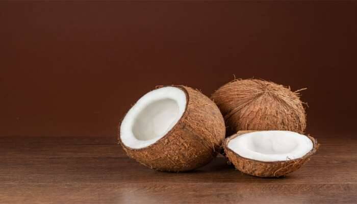 Coconut: પ્રેગનેન્સીમાં કાચું નાળિયેર ખાવું લાભકારી, સ્ટ્રેચ માર્ક્સની ચિંતા થશે દુર