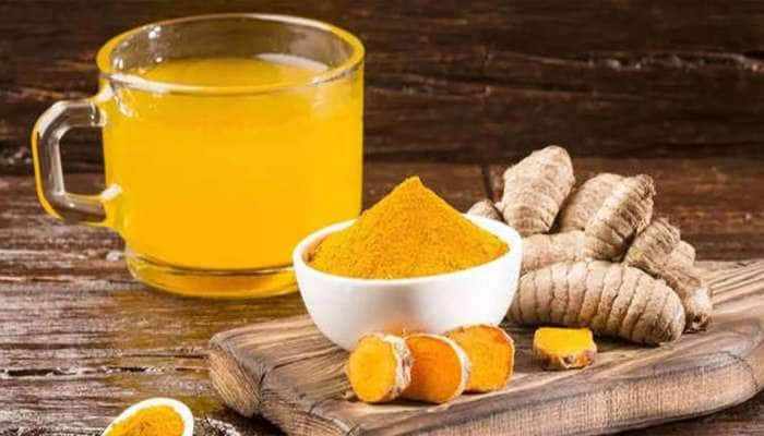 Turmeric water: શિયાળામાં આ સમયે રોજ પીવું હળદરનું પાણી, બીમારી નહીં ફરકે તમારી પાસે