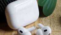Airpods Pro 2 જેવી ડિઝાઇન ફક્ત 490 રૂપિયામાં, આ Earbuds ના થઇ જશો ફેન