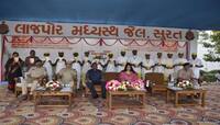 લાગણીસભર દ્રશ્યો! લાજપોર જેલના ઇતિહાસમાં પ્રથમ વખત એક સાથે 17 કેદીઓને જેલમુક્ત