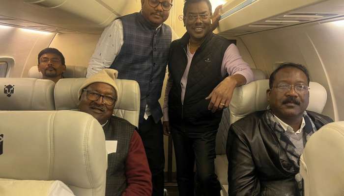 Jharkhand: વિધાયકોને બચાવવા માટે હૈદરાબાદ શિફટ કરવા મુદ્દે JMMએ કહ્યું- મરઘીના બચ્ચા પર ગીધની નજર