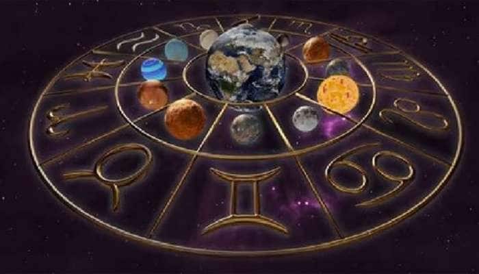 Trigrahi Yog: 50 વર્ષ પછી કુંભ રાશિમાં બનશે ત્રિગ્રહી યોગ, આ રાશિના લોકોને થશે લાભ