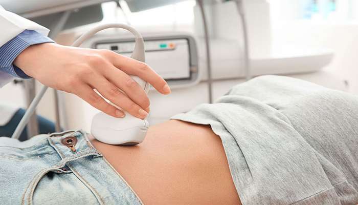 World Cancer Day: મહિલાઓમાં સૌથી વધુ જોવા મળે છે આ 5 કેન્સર, જાણો તેના લક્ષણો વિશે