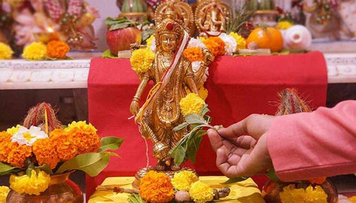 Jaya Ekadashi 2024: જયા એકાદશીના શુભ મુહૂર્તમાં તિજોરીમાં રાખી દો આ વસ્તુ, તિજોરી હંમેશા રહેશે ધનથી ભરેલી