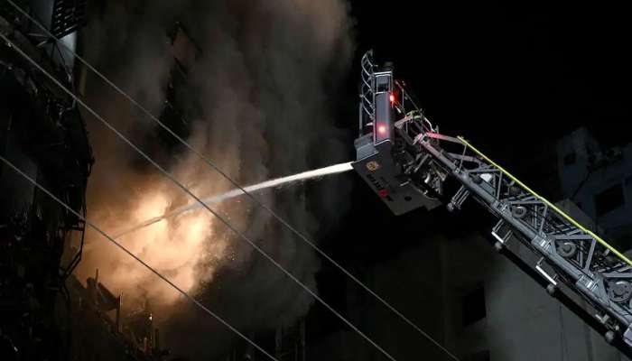Bangladesh Fire: ઢાકામાં આગનું તાંડવ, રેસ્ટોરન્ટમાં લાગેલી આગમાં 44ના જીવ ગયા, જીવ બચાવવા લોકો બારીમાંથી કૂદ્યા