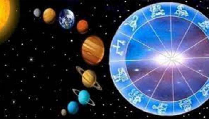 Budh-Shukra Effects: જેની કુંડળીમાં આ બે ગ્રહ હોય શુભ તો વ્યક્તિ રમે છે સોના-ચાંદીમાં, નાની ઉંમરે મળે છે સફળતા