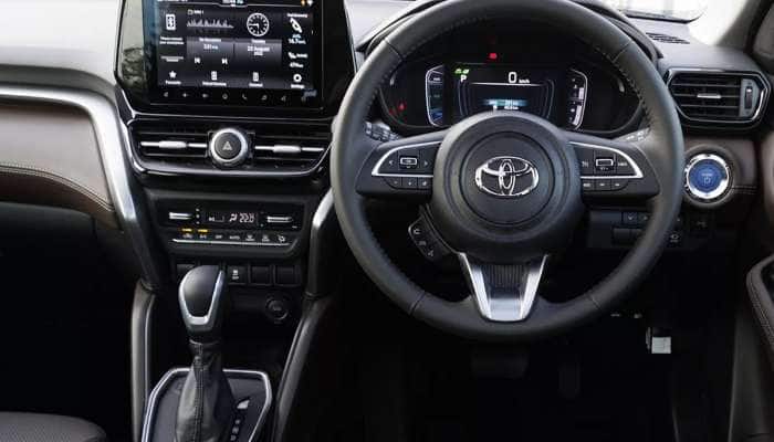 Toyota માટે વરદાન બની SUV, વેચાણ મામલે ધૂમ મચાવી, માઇલેજ 28kmpl
