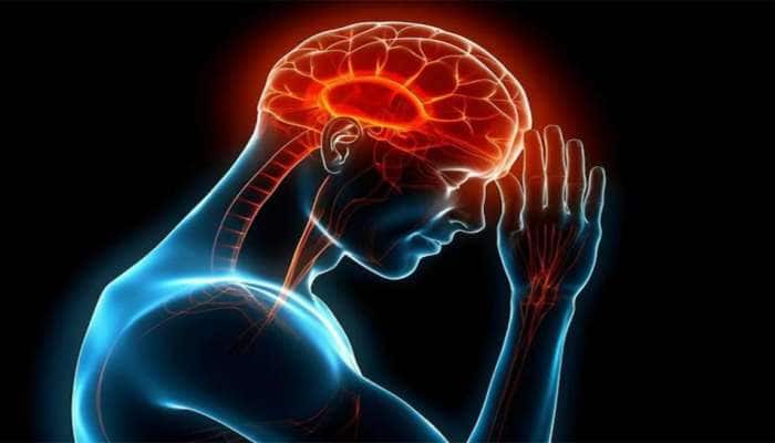 Brain hemorrhage પહેલા જોવા મળે છે આ લક્ષણો, સારવાર ન કરવાથી ફાટી શકે છે મગજની નસ