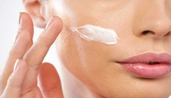 Skin care Tips: વધતી ઉંમરે આ રીતે કરો સ્કીન કેર, 40 વર્ષે પણ 25 ના હોવ તેવા દેખાશો