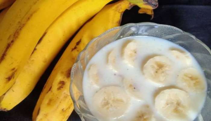 Banana with Milk: આ લોકો માટે ઝેર સમાન છે દૂધ-કેળા, શરીર માટે ખૂબ જ ખરાબ છે આ ફૂડ કોમ્બિનેશન