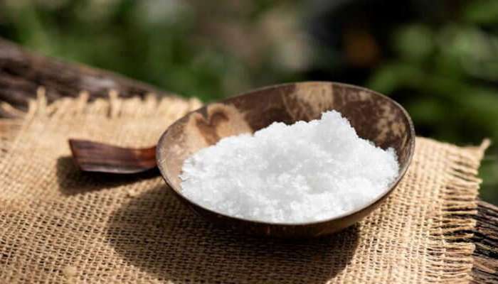 દાંત, પેઢા અને સાંધાના દુખાવામાં જોરદાર ફાયદો કરે છે ફટકડી, જાણો ઉપયોગ કરવાની રીત