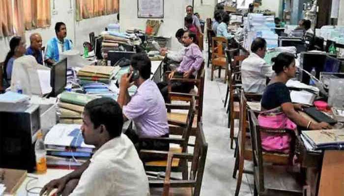 8th Pay Commission: 8મું પગાર પંચ લાગૂ થાય તો કેટલો વધશે પગાર? સરકારી કર્મચારીઓના Pay matrix પર લેટેસ્ટ અપડેટ