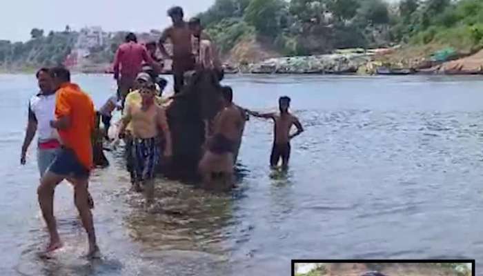 પોઇચા, વડોદરાઃ નર્મદા નદીમાં ડૂબ્યા 7 લોકો, 1નો બચાવ, 8 લોકો ન્હાવા પડ્યા હતા