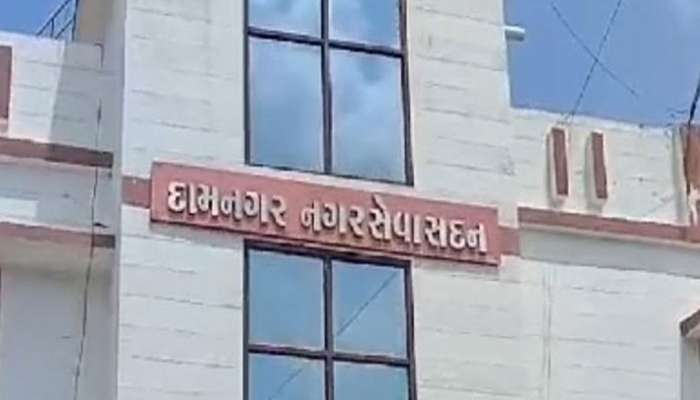 ઘરમાં ત્રીજા બાળકની કિલકારી ગુંજી, તો છીનવાઈ ગયું ભાજપના બે કાઉન્સિલરોનું પદ