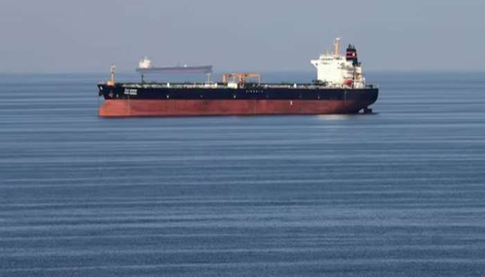 Oil Tanker Capsizes: ઓમાનના તટ પાસે ઓઈલ ટેન્કર પલટી ગયું, 13 ભારતીયો સહિત 16 ક્રુ મેમ્બર્સ ગૂમ