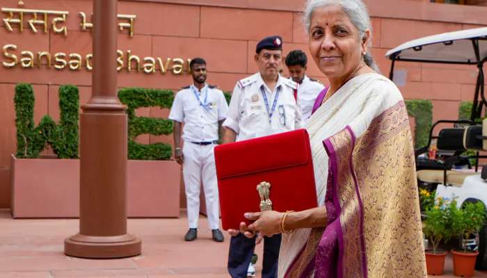 Budget 2024: મિડલ ક્લાસને લોટરી લાગી! નવા કર્મચારીઓને પહેલા મહિનાનો પગાર આપશે સરકાર, બજેટમાં મોટી જાહેરાત