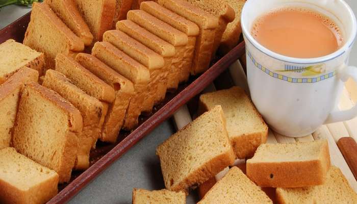 Rusk With Tea: તમે પણ ચા સાથે ખાવ છો રસ્ક ? તો આજથી સુધારી લો આદત, જાણો કારણ