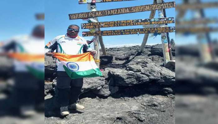 એક પાટીદારે આફ્રિકાના સૌથી ઉંચા પર્વત પર લહેરાવ્યો ત્રિરંગો, 64 વર્ષીય કાંતિ કાકાએ..