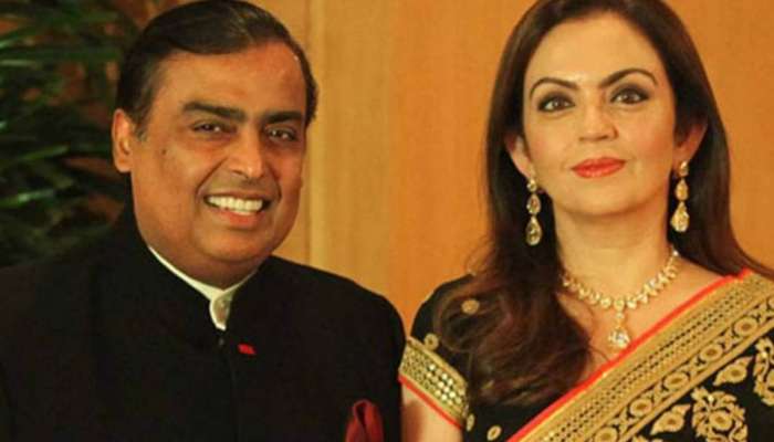 નીતા અંબાણી આ રાજનેતાને કરવા માંગતા હતા ડેટ, મુકેશ અંબાણી સામે જ જાહેર કરી દીધું નામ