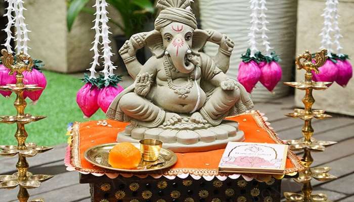 Ganesh Chaturthi 2024: ગણેશ ચતુર્થી પર પહેલીવાર ઘરે પધરાવતા હોય ગણપતિ તો નોંધી લો ગણેશ સ્થાપનાની વિધિ 