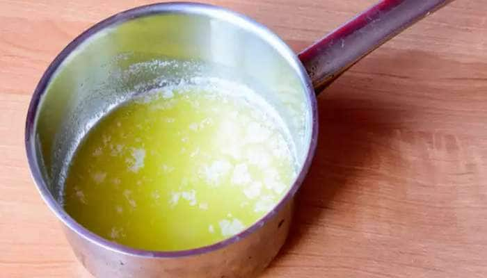 Pure Ghee: ઘરમાં આવતું ઘી શુદ્ધ છે કે ચરબીવાળું ? આ 5 સરળ ટ્રિકથી ચકાસો ઘીની શુદ્ધતા