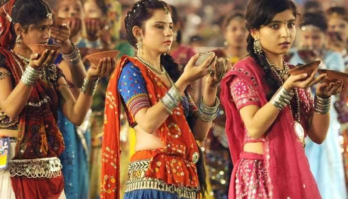 દીકરીઓ નવરાત્રિમાં તમારી સુરક્ષા જાતે કરો, ગુજરાત પોલીસની આ સલાહ બરાબરની ગોખી લો