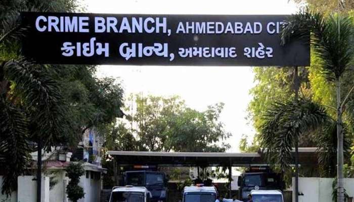 અમદાવાદમાં નવરાત્રી પહેલા ક્રાઈમ બ્રાન્ચને મોટી સફળતા! હથિયારોની હેરાફેરી કરતી ગેંગ ઝડપાઈ