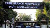 અમદાવાદમાં નવરાત્રી પહેલા મોટી સફળતા! હથિયારોની હેરાફેરી કરતી ગેંગ ઝડપાઈ