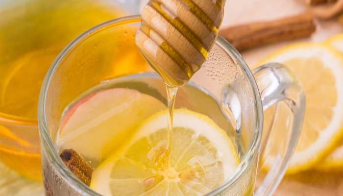 Lemon And Honey: આ 4 બીમારી હોય તેણે ન પીવું લીંબુ-મધવાળું ગરમ પાણી, તબીયત થઈ જાશે ખરાબ