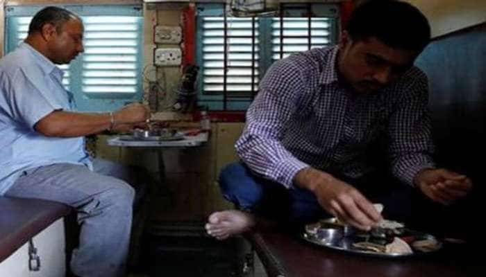 આ ટ્રેનોના મુસાફરોની બલ્લે-બલ્લે, ટ્રેન મોડી થઈ તો ફ્રીમાં મળશે ભોજન અને આ સુવિધા